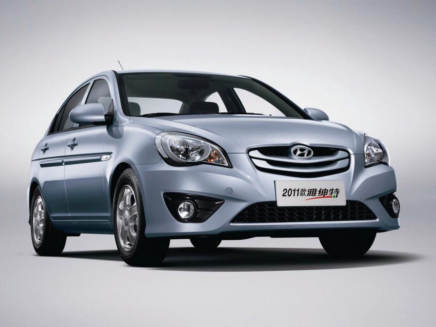  Hyundai Accent 2010 года  (CN) (фото 2 из 4)